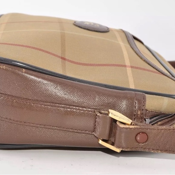 Burberry Vintage Olive Windowpane Shoulder Bag with Adjustable Strap - Picture 3 of 12